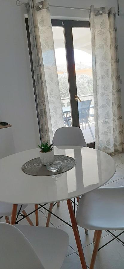 Studio Stela 3 Povljana Bagian luar foto